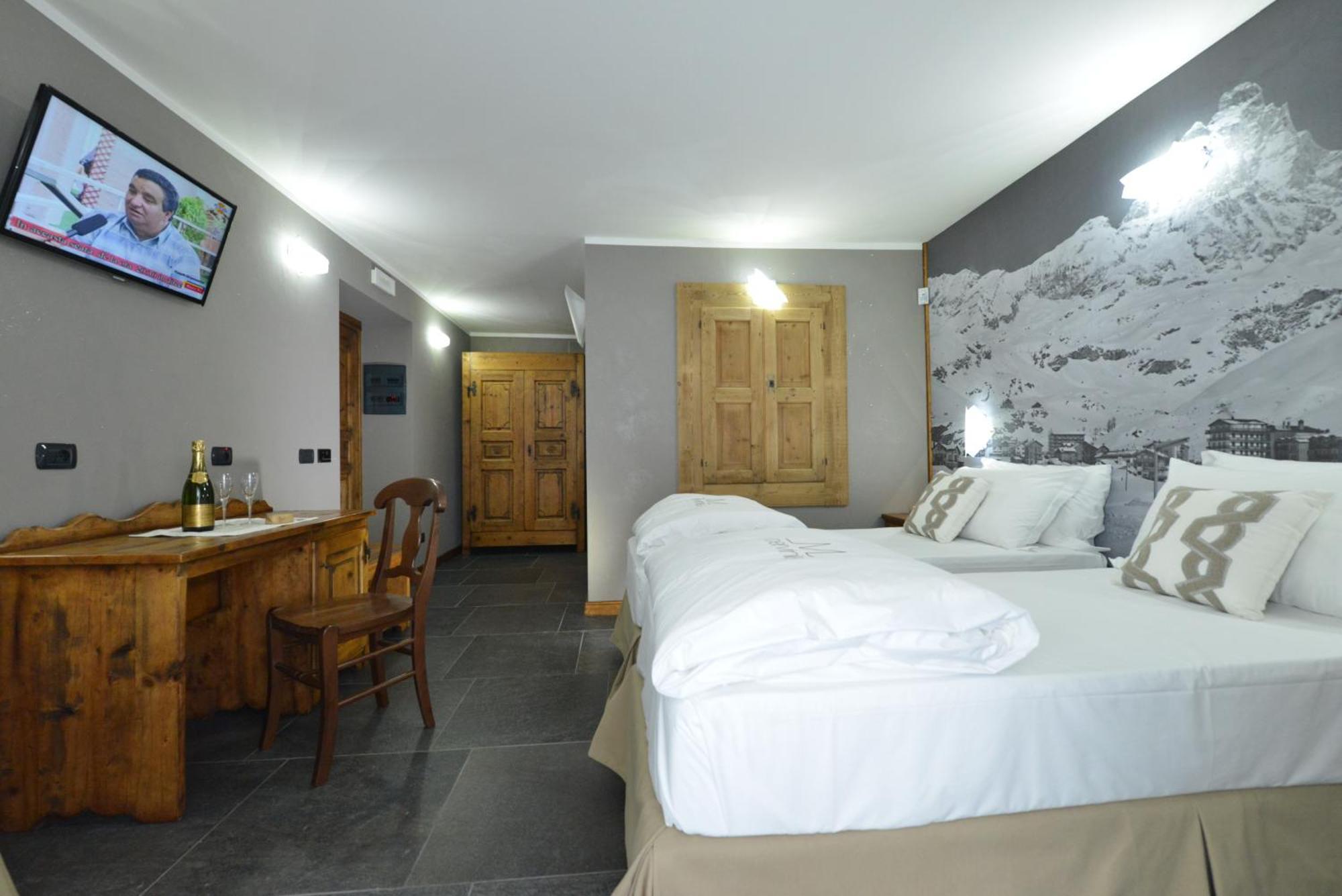 Mollino Rooms Breuil-Cervinia Dış mekan fotoğraf