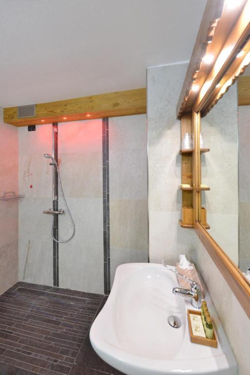 Mollino Rooms Breuil-Cervinia Oda fotoğraf